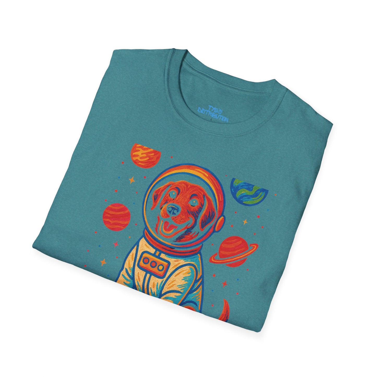 Sam Explore - Unisex Softstyle T-Shirt