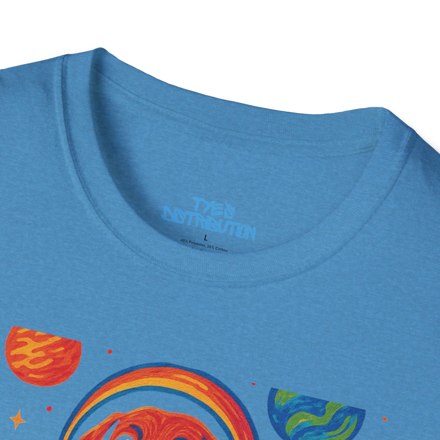 Sam Explore - Unisex Softstyle T-Shirt
